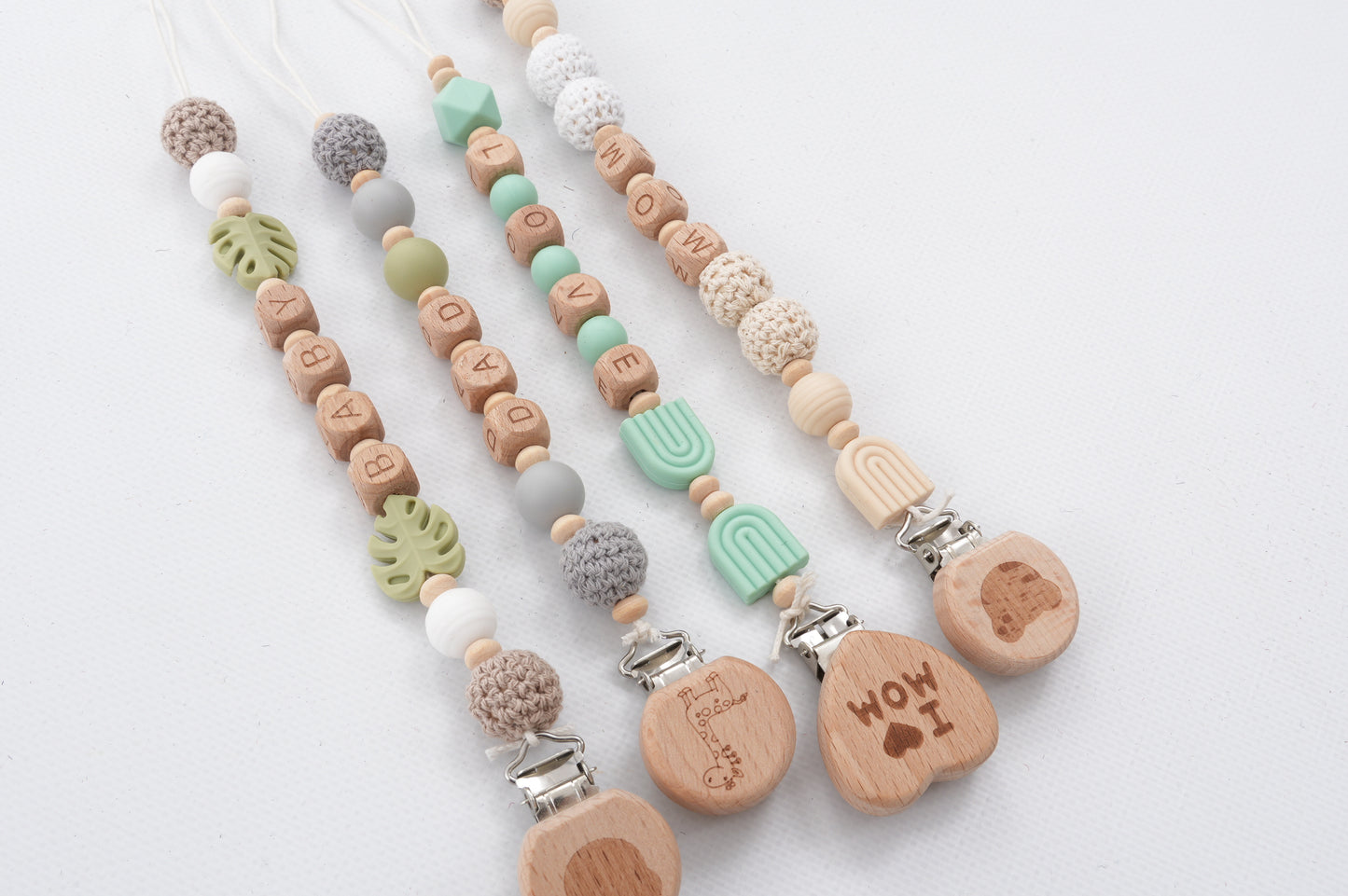 Handgemachte Schnullerketten